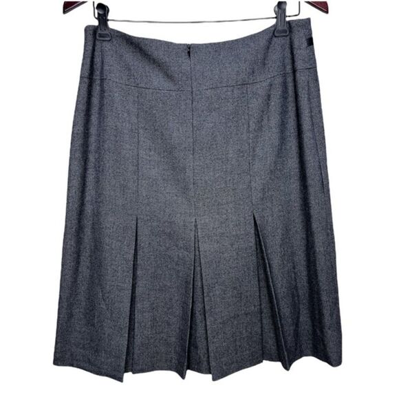 𝅺size 10 Conrad C Grey Pleated Skirt - Picture 2 of 8